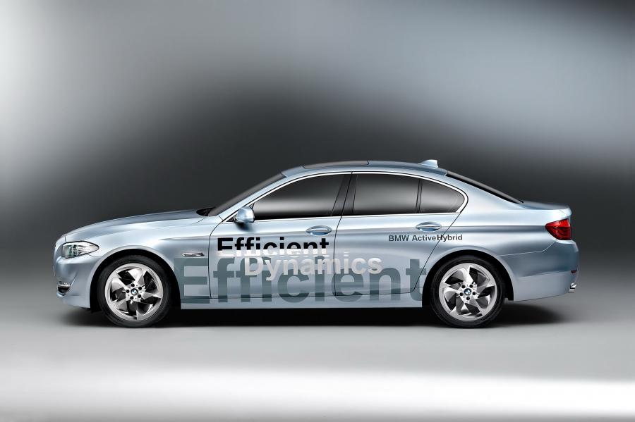  BMW 5-Series ActiveHybrid Concept 2010 года  (фото 11 из 12)
